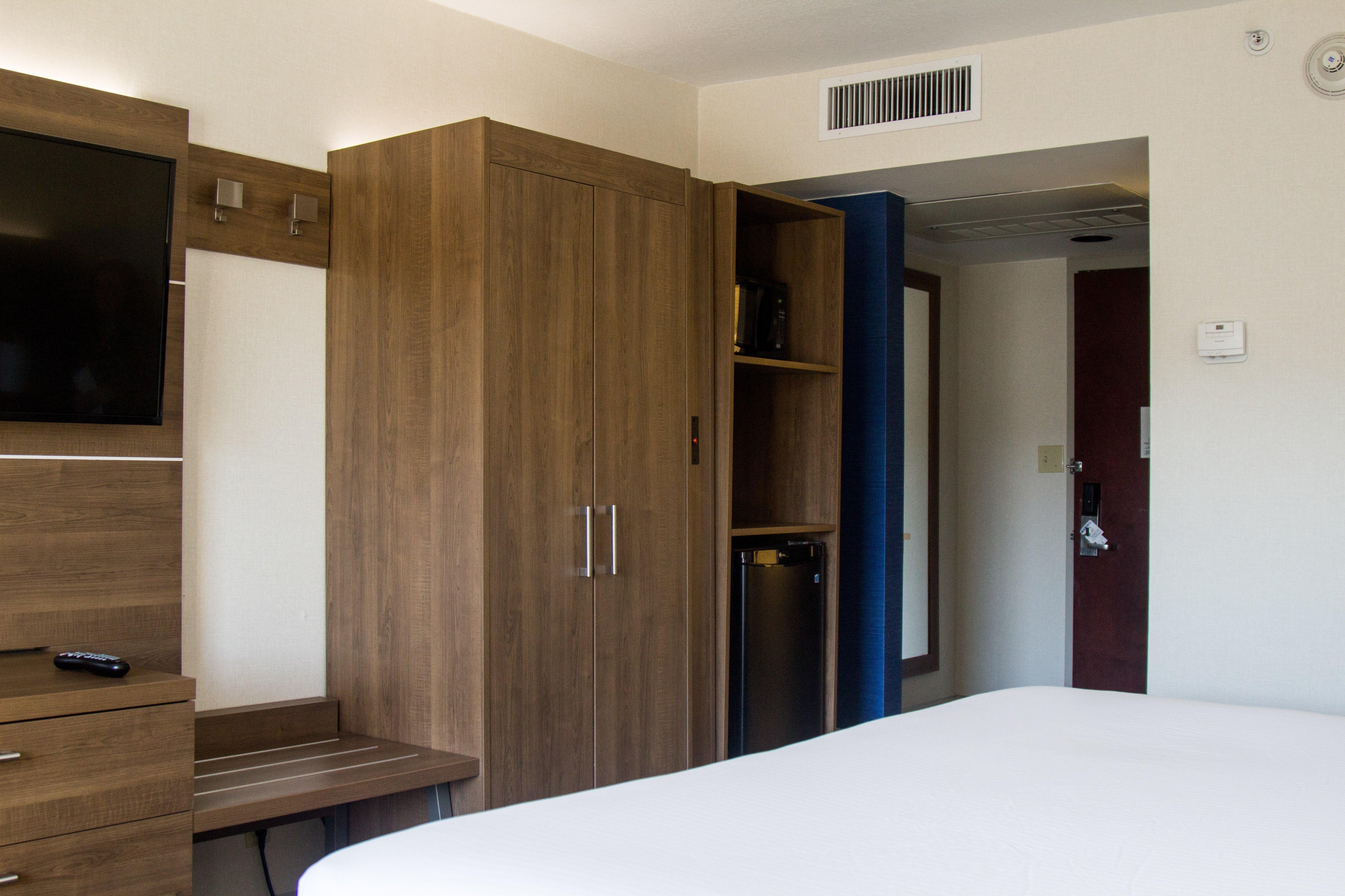Country & By Radisson, Downtown New York 2*