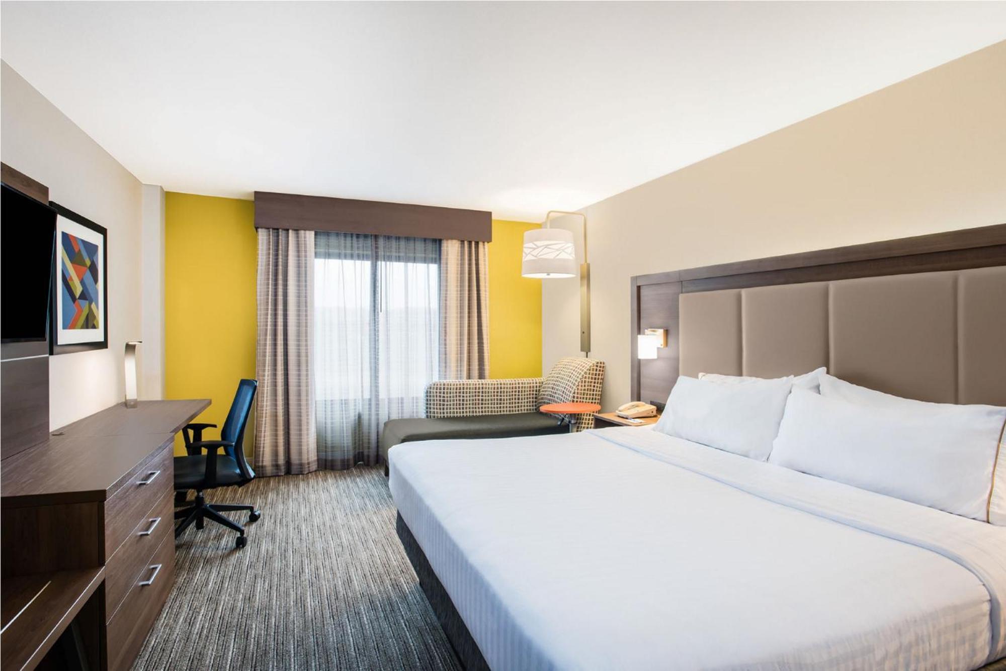Country & By Radisson, Downtown New York Albany