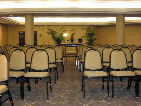 Country & By Radisson, Downtown New York 2*