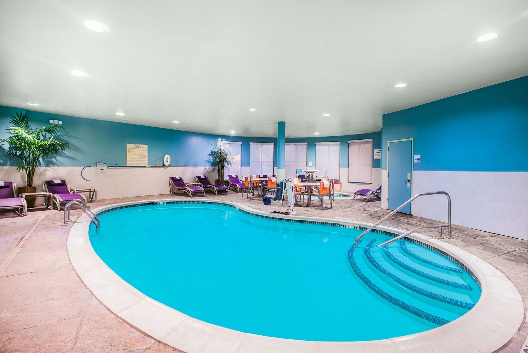 Country & By Radisson, Downtown New York 2*