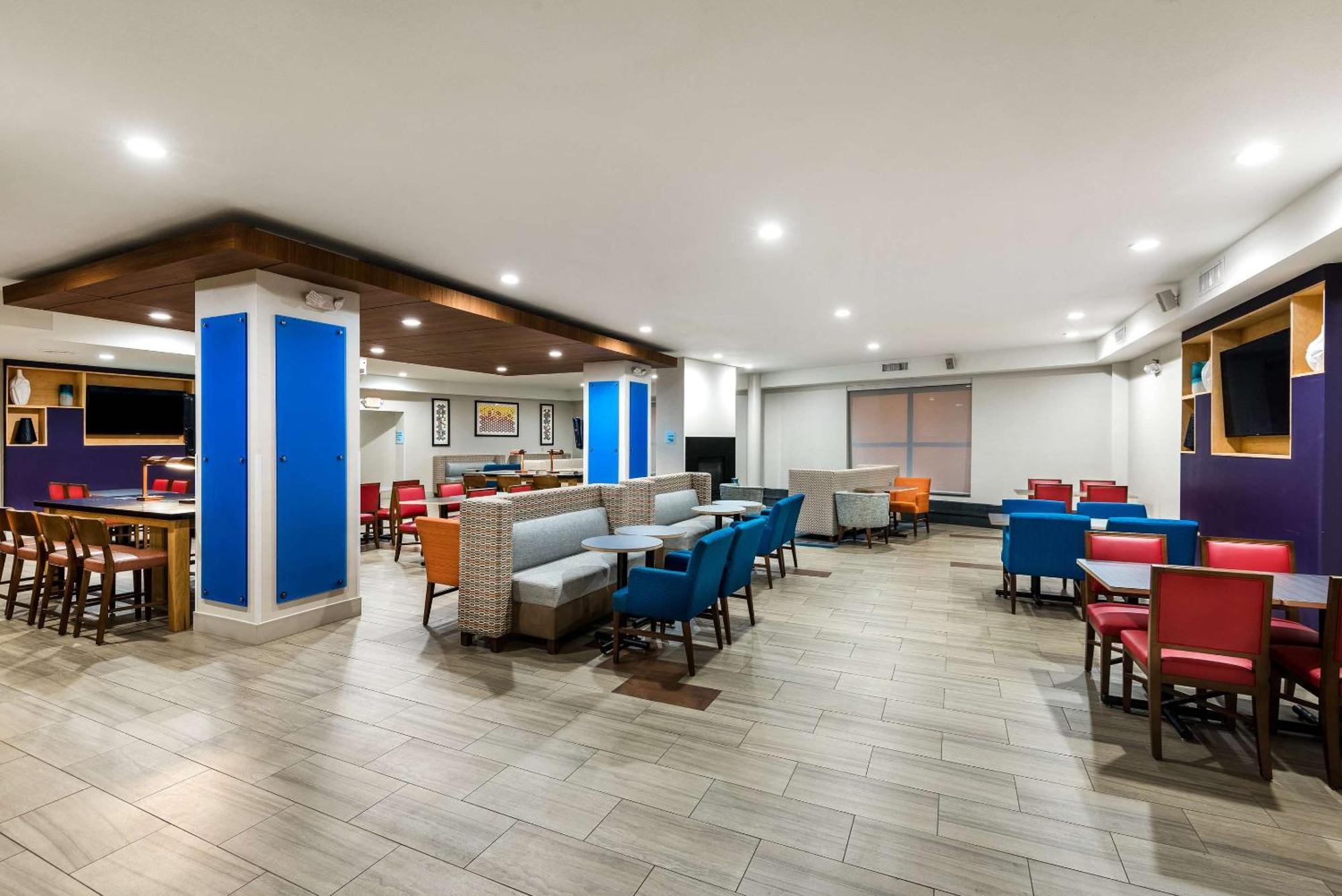 Hotel Country & By Radisson, Downtown New York