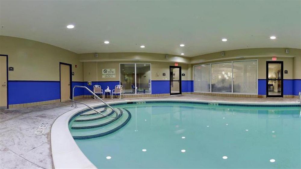 Country & By Radisson, Downtown New York 2*