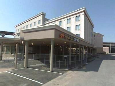 Country & By Radisson, Downtown New York 2*